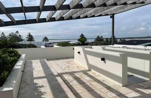Ramsgate Beach Apartment | Stay and Sea!
