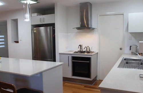 Dicky Beach House | Stay at Dicky Beach