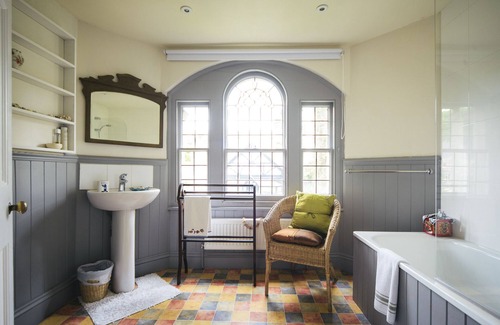 Bath Apartment | Stay at Percy Place and live the Georgian experience!