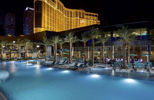 Las Vegas Apartment | Stay at the Elara during the Superbowl!n2 Bed Room 2 Bath Corner Suite