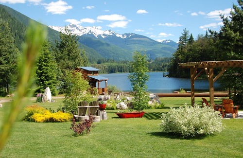 Revelstoke Cabin | Stay At The Monashee Cabin near Revelstoke, BC