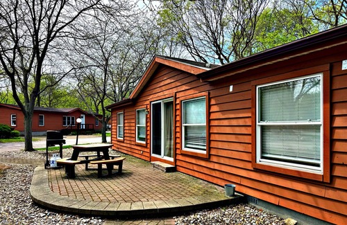 Put-in-Bay House | Stay by the Pool in this 3 BR 2 BA Island Club Home - Sleeps up to 10 - IC67