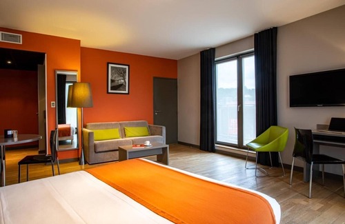 9th Arrondissement Hotel | Stay Close to Place des Terreaux! Pet-friendly Hotel, Kitchenette, City View!