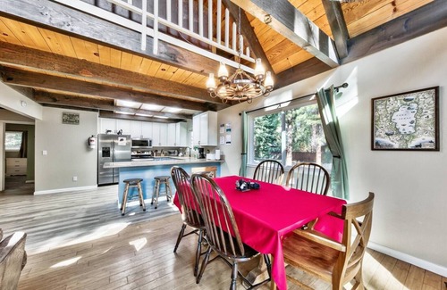 Pioneer Trail Cabin | Stay Cool! A/C + Foosball + Nature Escape