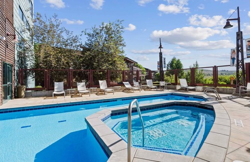 Kimball Junction Condo | Stay Cozy in Park City | Private Hot Tub, Fireplace + Olympic Park Access