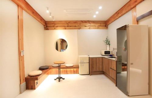 Jeonju House | Stay Hanul Jacuzzi Private Pension