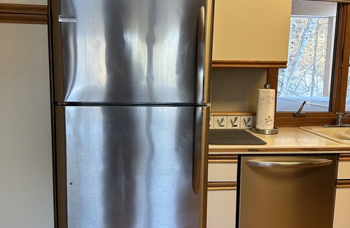 Killington House | Stay in a cozy home close to everything, w/hot tub and PET FRIENDLY.