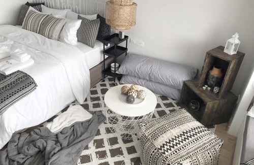 Nimman Apartment | Stay in Style at Nimman R316