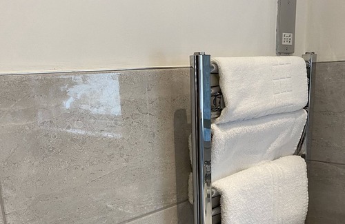 Truro Apartment | Stay in style in the heart of the Cathedral City- Truro