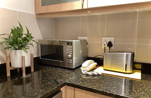 Victoria and Alfred Waterfront Apartment | Stay in Style: Waterfront Marina, Gulmarn