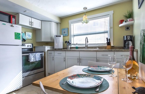 Pass-a-Grille House | Stay just steps to the Beach and Bay on Famous Pass-a-Grille Beach, Fl.