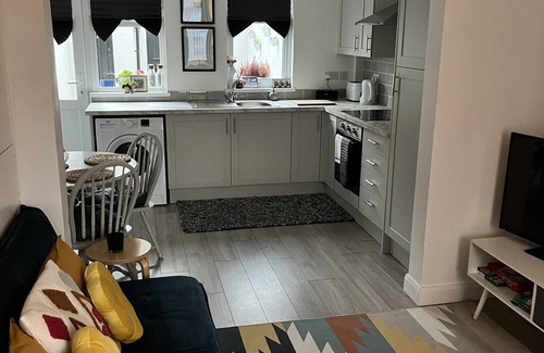 Belfast House | Stay K Belfast - 5mins from City Centre