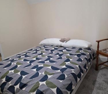 Colchester House | Stay Near Colchester twn centre2