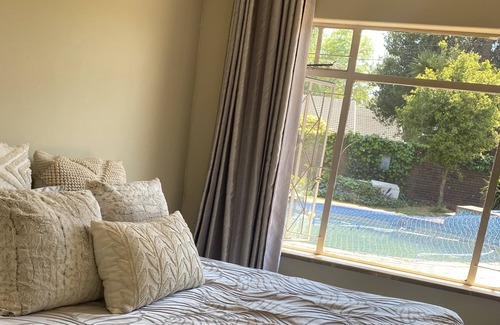 Edenvale House | Stay on Baker Road, Gauteng( No Loadshedding)