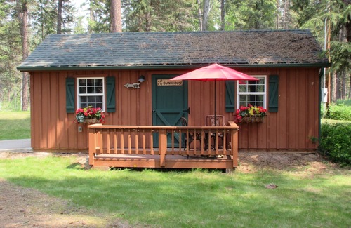 Bigfork Cabin | Stay on the Swan River with great fly fishing and rafting and hiking!