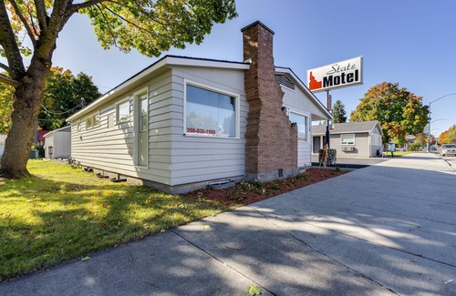 Coeur d'Alene Hotel | Stay, Play and Explore in Beautiful Downtown Coeur d' Alene