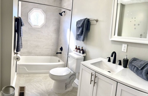 Fall Creek Place House | Stay & Play in historic Fall Creek Place Downtown Indianapolis!