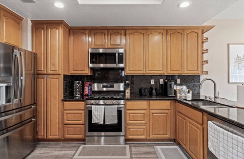 Ardenwood House | Stay&Play@SiliconValley: 5 DLX BEDS+pool/pingpong+gym+arcade