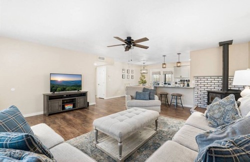 Cottonwood-Verde Village House | Stay & Play: Spacious Haven in Cottonwood w/ Games