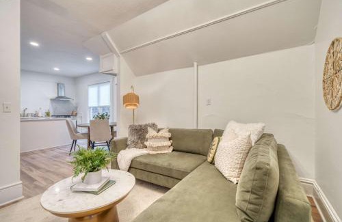 Buckman Neighborhood Apartment | Stay Portland - Historic Queen Anne Vernacular - 95 WalkScore
