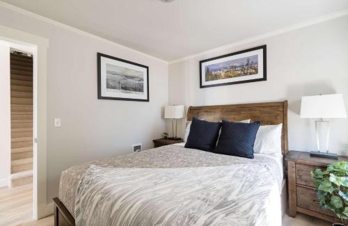 Alphabet Historic District House | Stay Portland - Luxurious Alphabet District Home - 99 Walk Score