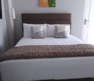 North Beach Apartment | Stay-Tiah Oceanic 82A