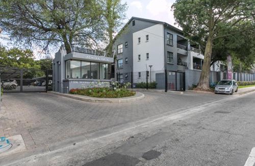 Greater Johannesburg Metropolitan Area Apartment | Stay Ulo at Atholl Gate