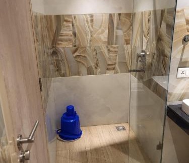 Gurugram Apartment | Stay with BnBBuddy Hosting for 5 Yr Gurgaon