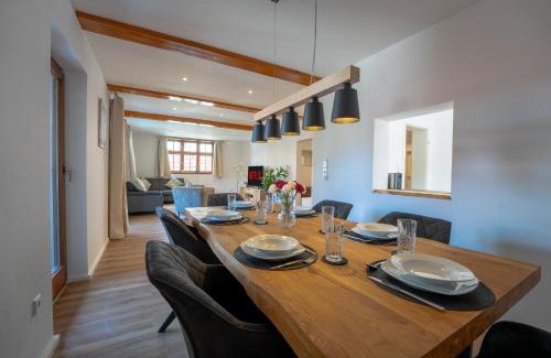 Steinsfurt Apartment | stayARoundhomes Fachwerk-Design-Appartement