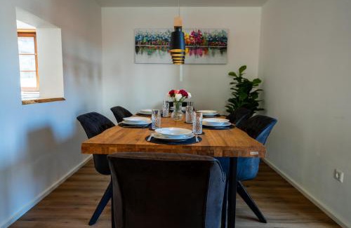 Steinsfurt Apartment | stayARoundhomes Fachwerk-Design-Appartement
