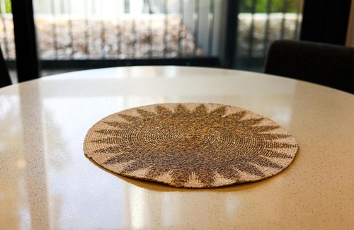 Box Hill Apartment | StayAU Convenient Apartment with Patio in Box Hill