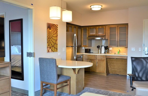 Hillsboro Hotel | Staybridge Suites Hillsboro - Orenco Station by IHG