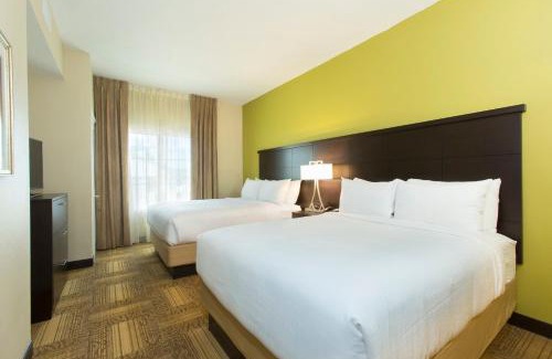 Florida Central Atlantic Coast Hotel | Staybridge Suites Orlando at SeaWorld by IHG - Free Parking & Shuttle to Seaworld Parks