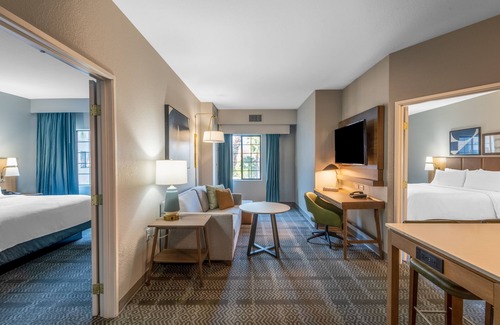 Glendale Sports and Entertainment District Hotel | Staybridge Suites Phoenix - Glendale Sports Dist by IHG