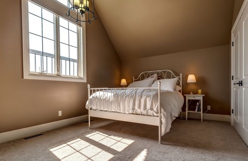 Inglewood House | Staycation House with Swimming Pool. One night possible.
