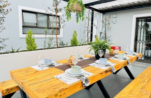 Germiston Apartment | Staycation With Back Up Power