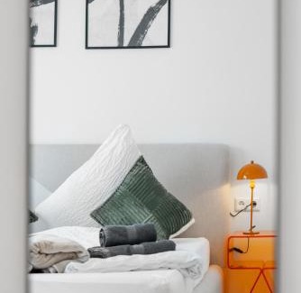 Waggershausen Apartment | StayCosy - Apartments in Friedrichshafen
