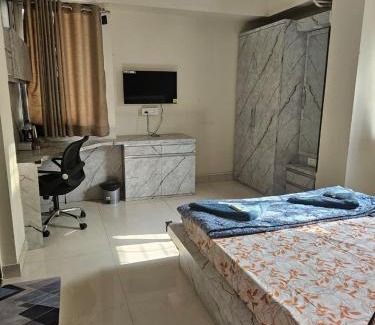 Aundh House | StayGinie Baner