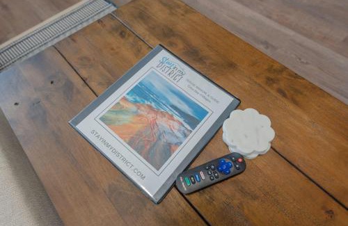 Coos Bay House | #StayInMyDistrict Bluebird Cottage Coos Bay