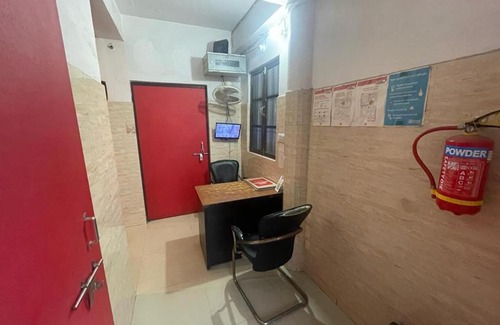 Indira Nagar Hotel | STAYMAKER Hotel Mauryan's near High Court