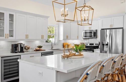 Naples Park House | StayNaples: Screened, Heated Private Pool, w/Outdoor Seats near Vanderbilt Beach