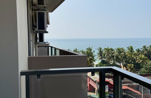 Mount Lavinia Apartment | Staysafe Marine Drive 3BR
