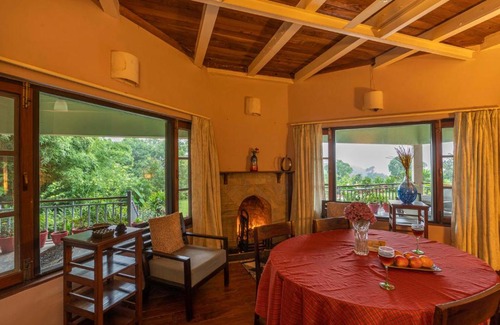 Bhimtal Villa | StayVista at The Octagon Affair with Fireplace, The Pet Friendly Vista