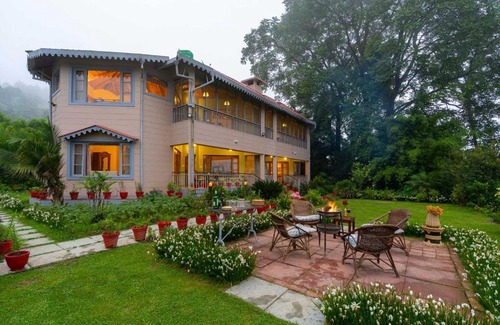 Bhimtal Villa | StayVista at The Octagon Affair with Fireplace, The Pet Friendly Vista