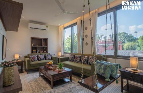 Varanasi Villa | StayVista at Vintage Varanasi by the Ganges with Wi-Fi, Boards Games