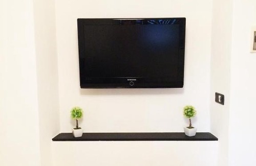 Lagaccio Apartment | Stazione Principe Miramare Apartment Genova