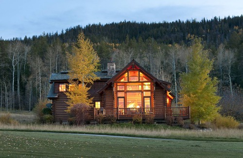 Victor House | Steelhead Log Cabin in Teton Springs, Victor. A/C, Targhee Forest Access