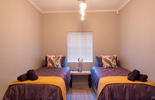 Wolseley Ski Chalet | Steenbok farm cottages Aalwyn Cottage
