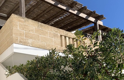 Torre Pali House | Stella Maris Holidays -Apartment with canopy