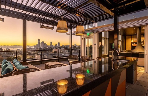 Judkins Park Apartment | Stellar Central District 1BR w/Grills & Gym, nr Park, by Blueground
